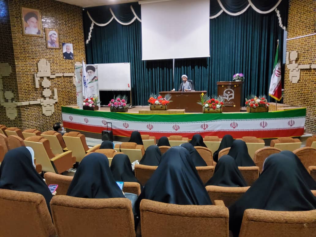 آمادگی دانشجو معلم ها برای پیشگیری از مفاسد اخلاقی