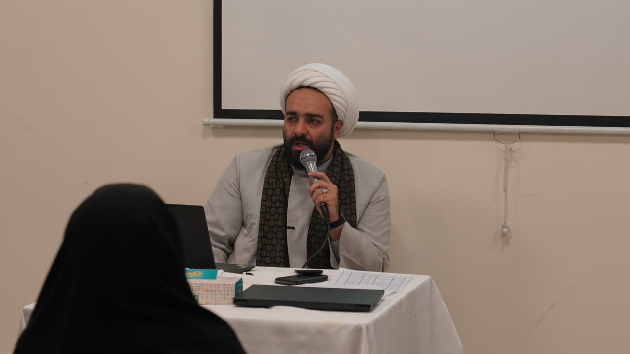 دوره توانمندسازی کارشناسان و مشاوران قبل از ازدواج همرسان برای ارائه خدمات بهتر به متقاضیان ازدواج